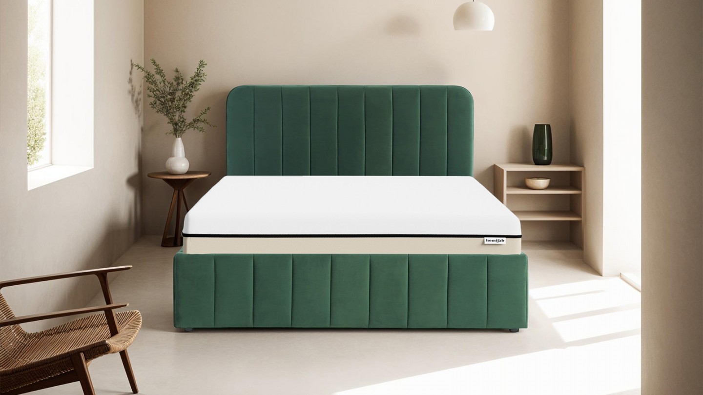 Ensemble lit coffre 140x190 en velours vert Ava + Matelas Hybride à ressorts ensachés et mémoire de forme - Spring Elite