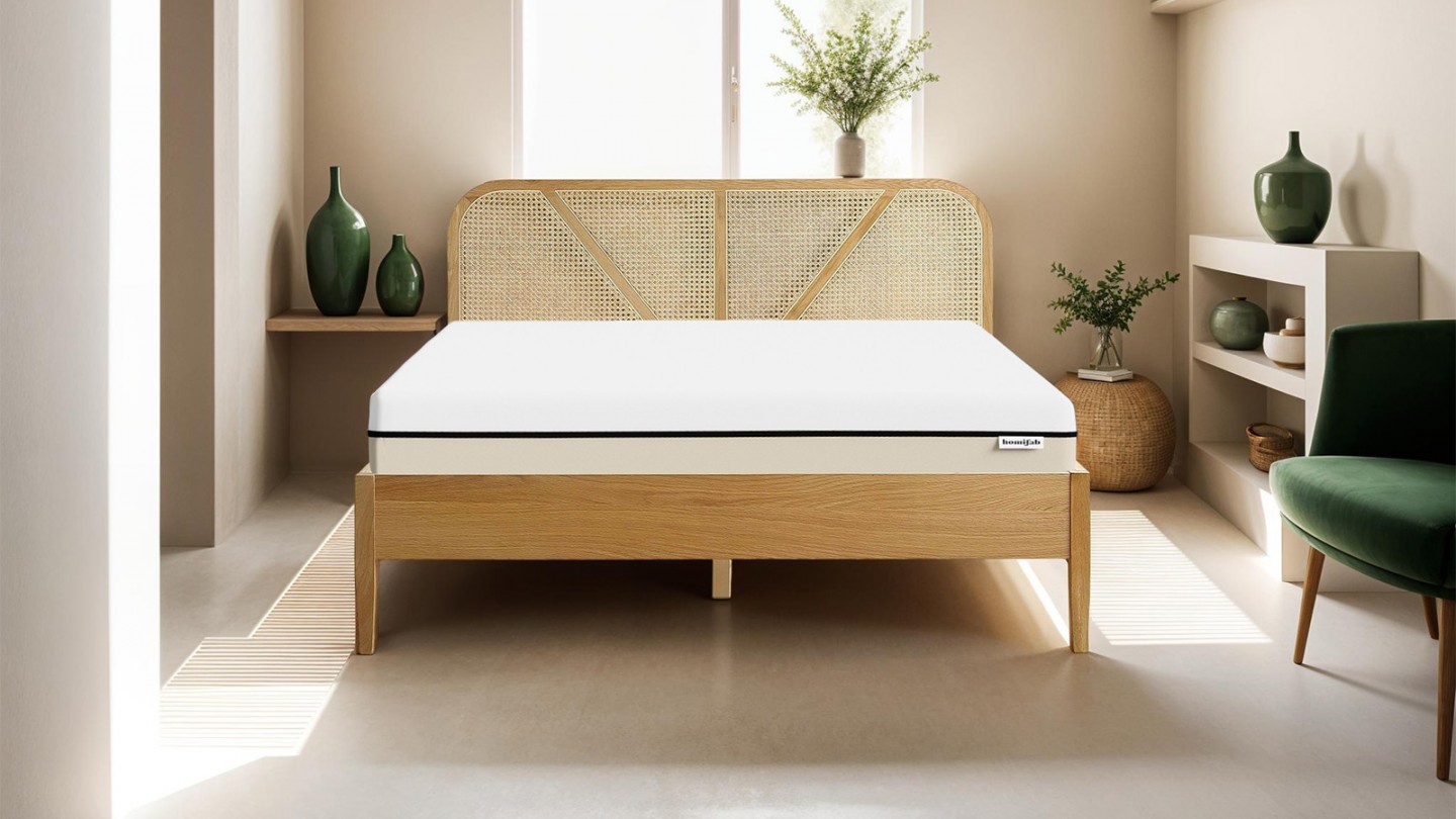 Ensemble lit 160x200 en bois et cannage Leonie + Matelas Hybride à ressorts ensachés et mémoire de forme - Spring Elite