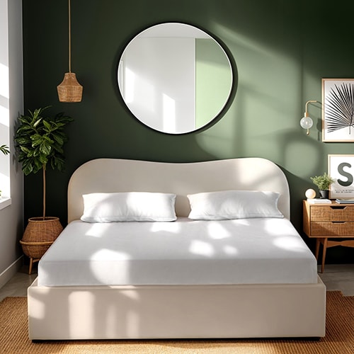 Lit adulte 160x200 cm avec tête le lit matelassée en velours beige - Ninon